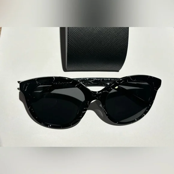 Prada | Accessories | Authentic Prada Sunglasses Euc Spr2yf  display picture 1